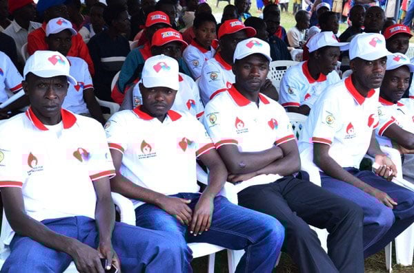 Bamwe mu bakorerabushake batanga amaraso baje kwizihiza umunsi wo gutanga amaraso.