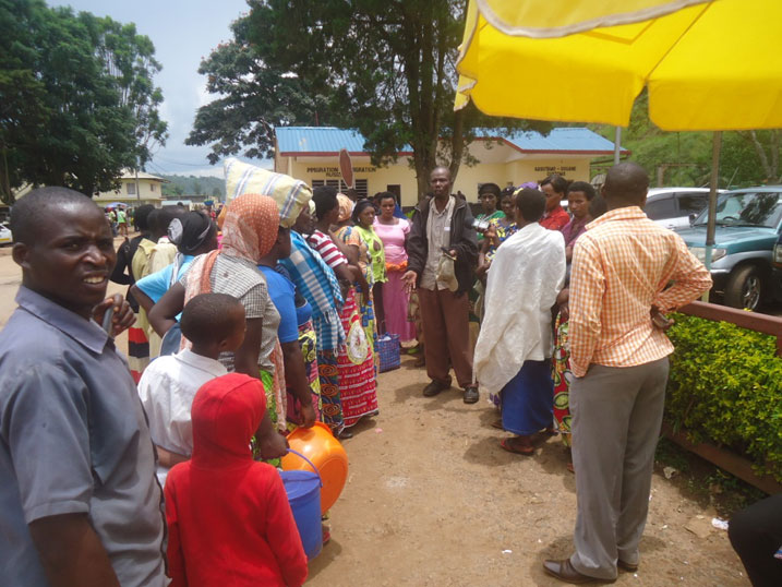 Abanyarwanda bajyanaga ibicuruzwa i Bukavu barasaba ubuvugizi ngo ubucuruzi bwabo bukomeze.
