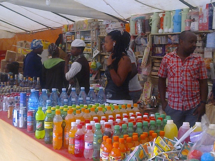 Bimwe mu bicuruzwa Nzeyimana Jean Marie Vianney yazanye mu imurikagurisha i Nyanza.