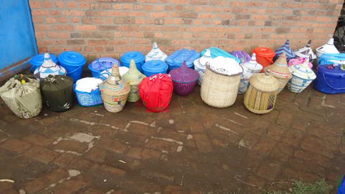 Bimwe mu biseke birimo ibyo baje guhemba Bikira Maliya.