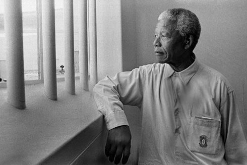 Biravugwa ko indwara ishegeshe Mandela yaba yarayanduriye muri gereza yamazemo imyaka 27