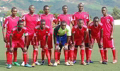 Bugesera FC (igaragara mu ifoto) na Sunrise FC zombi zo mu ntara y