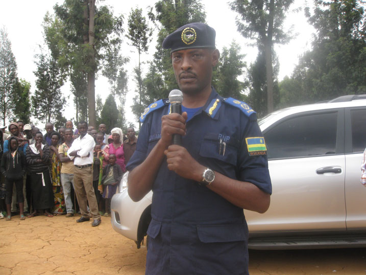 CP Munyambo Bruce yijeje impunzi ko bazaharanira ko uburenganzira bwazo bwubahirizwa.
