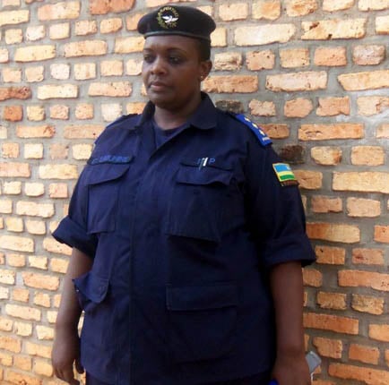 Chef Inspector Cecile Umuhire uhagarariye Community Policing ku rwego rw