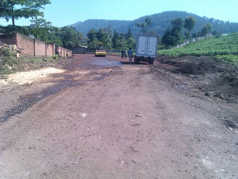 Cyanzarwe bifuza ko imihanda yabo itunganywa bakabasha guhahirana n