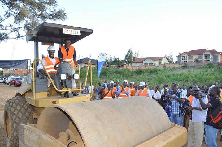 Umuhanda wa Niboye - Kabeza uzasaba ubuhanga kubera ko uca mu gishanga.