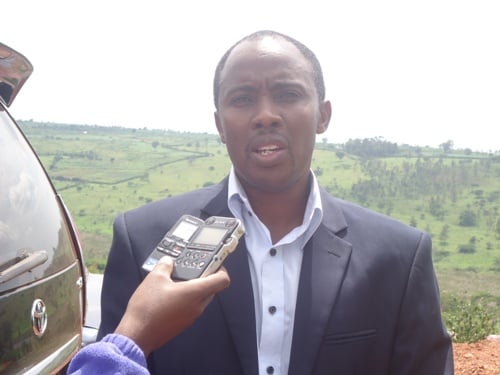 Depite Safari arasaba abayobozi guha ijambo abaturage muri gahunda ya Ndi Umunyarwanda kugira ngo babohoke.