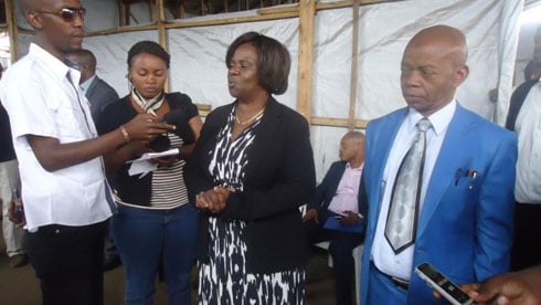 Dr Berthe ZINGA aganira n'itangazamakuru.
