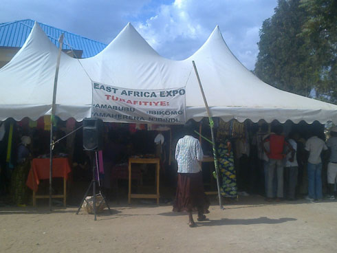 Imurikagurisha ryiswe East Africa Expo ririmo kubera munsi y'isoko rya Kijyambere ry'aka karere ka Nyanza.