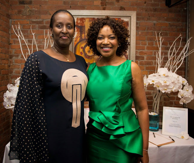 Madame Jeannette Kagame hamwe na Grace Hightower Deniro.