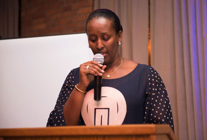 Madame Jeannette Kagame ageza ijambo ku bitabiriye umuhango wo kwizihiza uruhare n'ubushobozi bw'abari n'abategarugori mu guhindura Isi, umuhango wabereye i New York.