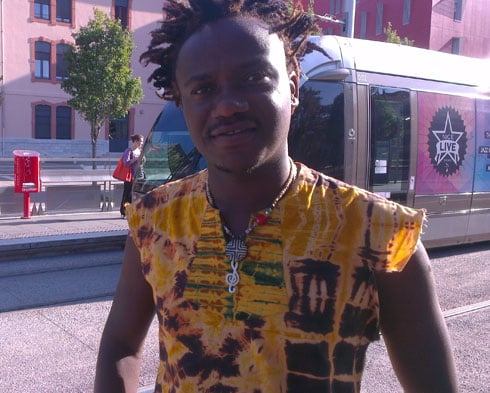 Umuhanzi Mani Martin, umwe mu bagize itsinda Holy Jah Doves