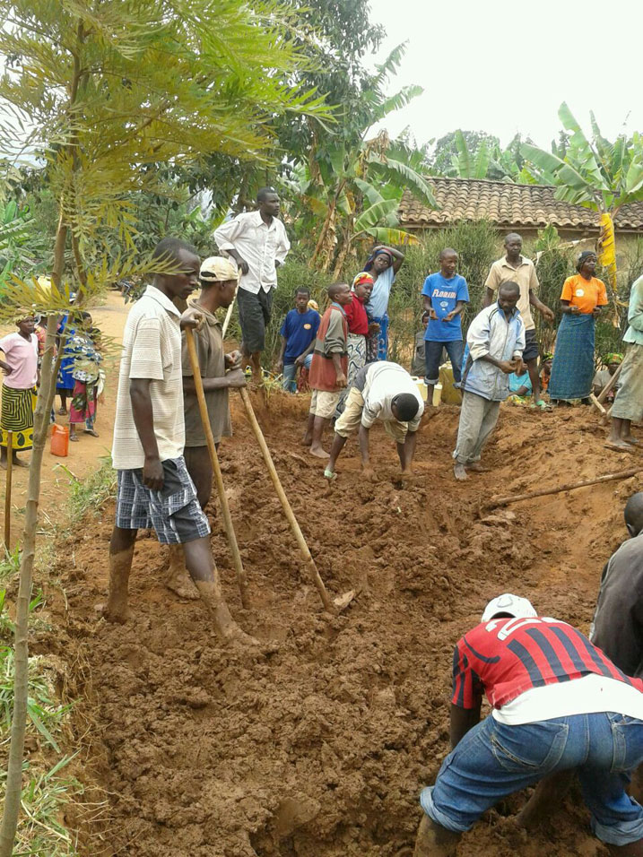Gukorera hamwe ngo bizababashisha kubakirana.