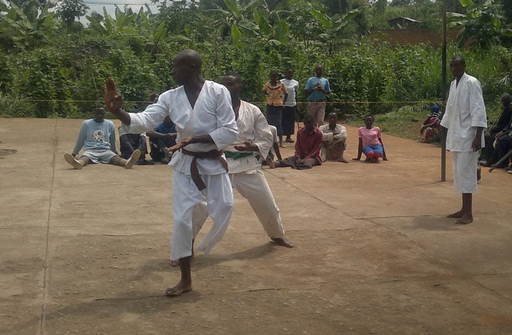 Habimana avuga ko kandi Karate ituma asabana n'abandi ngo kandi azakomeza kuyikina igihe cyose azaba ari muzima.