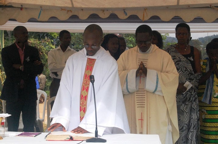 Hasomwe Misa yo gusabira abagore barenga 350 biciwe mu murenge wa Kibirizi muri Jenoside.