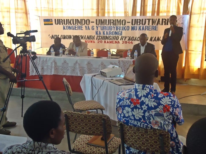 Hon. Umukobwa Justine, asaba urubyiruko rwo muri CNJ Karongi kongera ingufu mu buvugizi no muri gahunda z