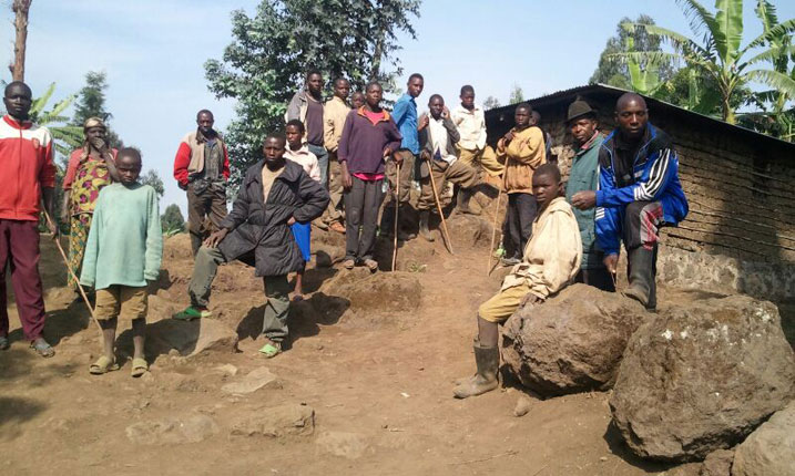 Abaturage baje gushungera ahoa amasasu yavugiye.