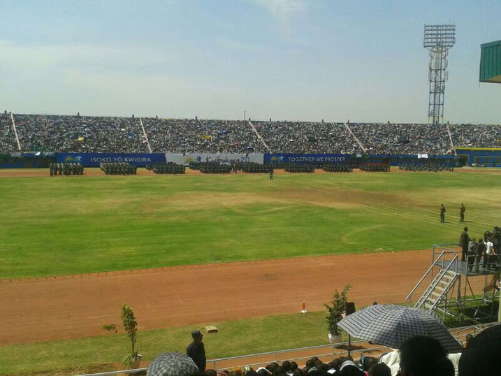 Abanyakigali benshi bitabiriye ibirori byo kwibohora byabereye kuri stade Amahoro.