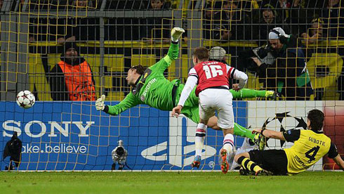 Ibifashijwemo na Aoron Ramsey, ikipe ya Arsenal yatunguye benshi itsindira Dortmund mu Budage.