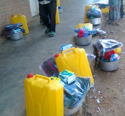 Bimwe mu bikoresho byo gutabara abasizwe mu kaga n