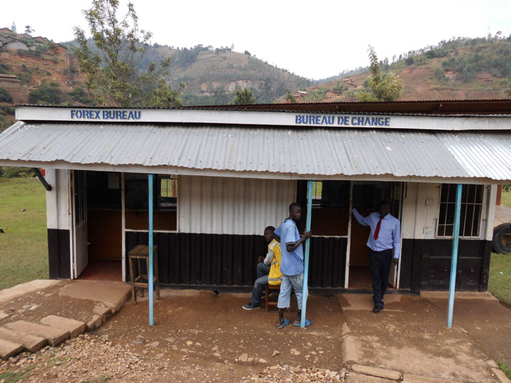 Ibiro abavunjayi bo mu Rwanda bakoreramo.