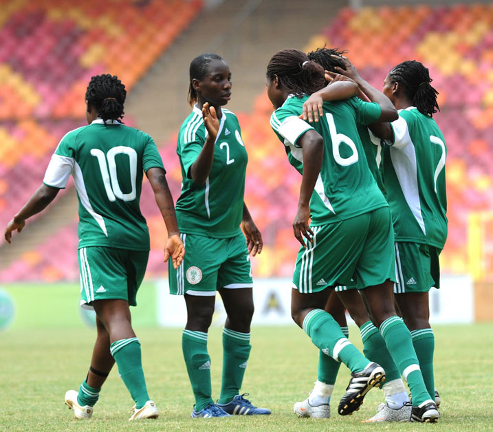 Ikipe ya Nigeria irahabwa amahirwe yo gusubira mu gikombe cya Afurika nyuma yo gutsinda 4-1 mu mukino ubanza.