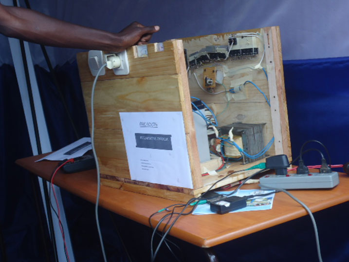 Iyi mashini itanga umuriro batarinze kuyishyiramo amavuta iri mu bigaragara mu imurikabikorwa.
