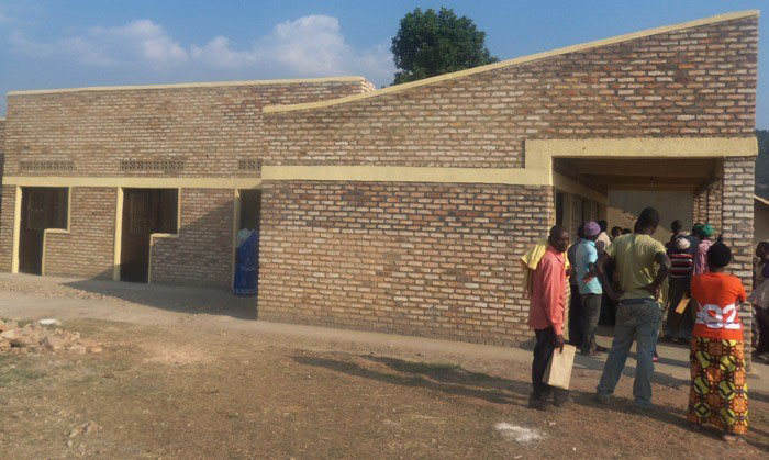 Inzu y'ubucuruzi yubatswe n'abahabwa inkunga y'ingoboka mu murenge wa Muganza i Gisagara./Foto: Umuhire Clarisse