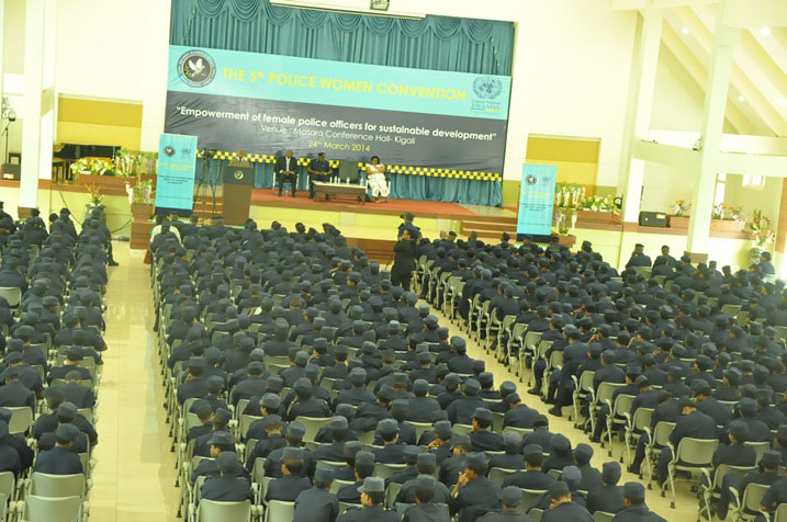 Iyi nama ngarukamwaka iteraniyemo abapolisikazi 1,200 bahagarariye abandi bose mu Rwanda.