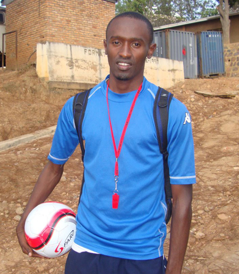 Jean Luc Dusfad avuye mu myitozo ya Bloanball