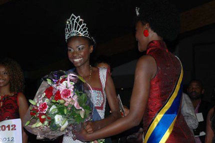 Julia Njoroge wabaye Miss East Africa mu Bubiligi.