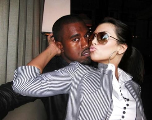 Kanye West asigaye acuditse na Kim Kardashian.