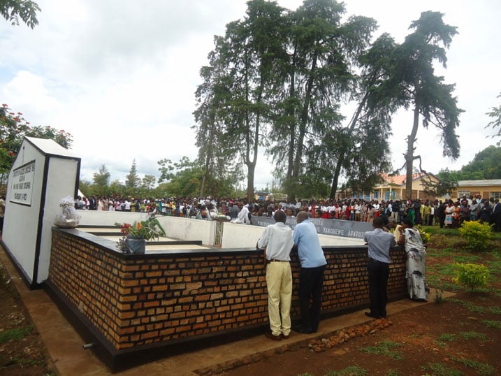 Kuri uyu wa 15/04/2014 nibwo hibukwaga Abatutsi biciwe kuri komini Kigarama ari nabo bashyinguwe muri uru rwibutso rwa Remera.