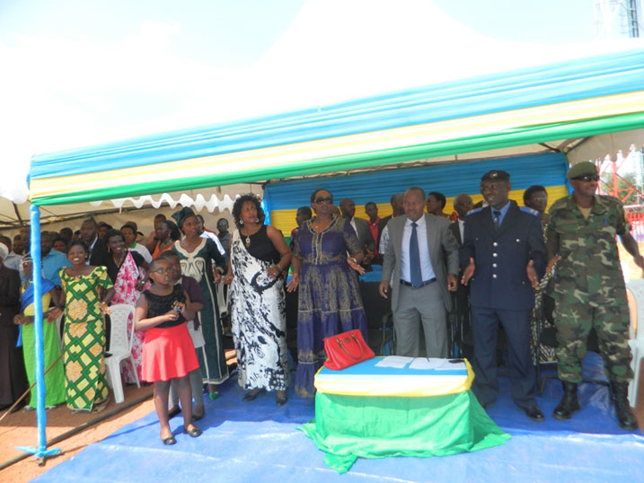 Abayobozi mu karere ka Kamonyi bitabiriye umunsi wo kwibohora.