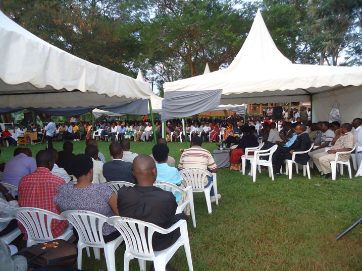Kwibuka abazize Jenoside b'i Gahini byakomereje mu bitaro bya Gahini.