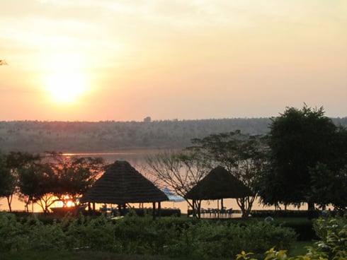 Yubatse ku nkengero z