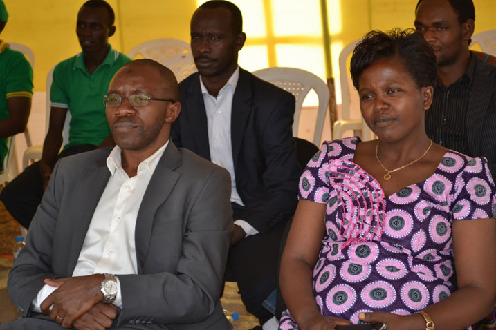 Landrada Umuraza, komiseri mu itorero ry'igihugu hamwe n'umuyobozi w'agateganyo muri IPRC,Ing Musonera Ephrem bashimye ibyiza by'itorero.
