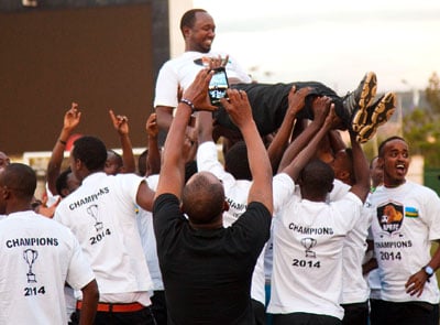 Ljubomir Petrović azungirizwa na Mashami Vincent wari umaze iminsi atoza APR FC akaba yaranayihesheje igikombe cya shampiyona n'icy'Amahoro..