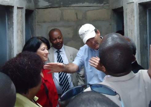 Intumwa za (LDS) zisobanura uko ubwiherero bwubatse