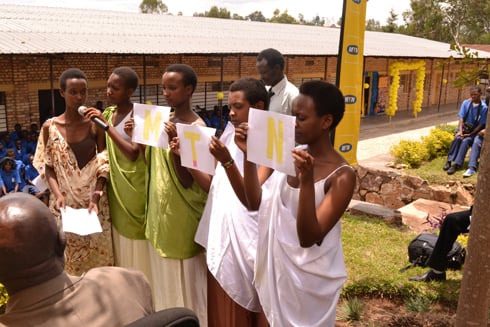 Abanyeshuli bo muri ESPANYA bavugiye umuvugo isosiyete ya MTN biratinda.