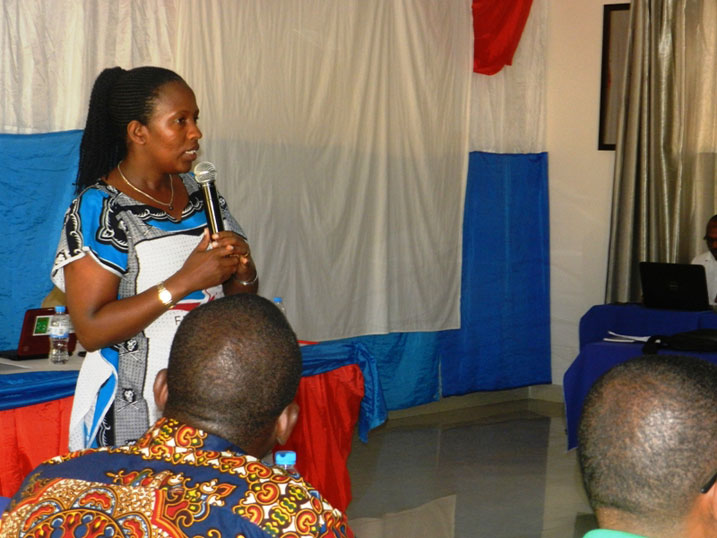 Ukuriye FPR mu ntara y'iburasirazuba, Madame Uwamariya Odette, yasabye ko abahuguwe na bo bajya gufasha abaturage.
