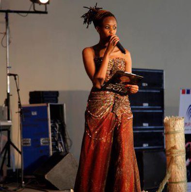 Mc Anita Pendo.