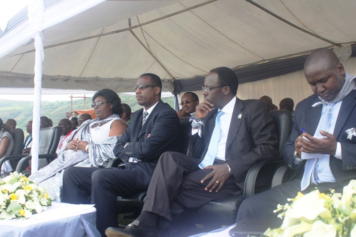 Minisitiri w'Umuco na Siporo, Protais Mitali, Umuyobozi w'Umujyi wa Kigali, Fidel Ndayisaba n'Umuyobozi w'akarere ka Gasabo, Willy Ndizeye ni bamwe mu bayobozi bakuru bari bahari.