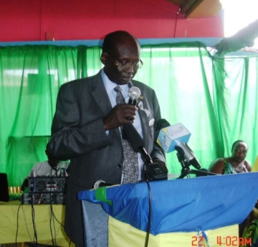 Minisitiri w'Ububanyi n'amahanga wa Sudani y'Epfo, Barinaba Marial Benjamin, ageza ijambo ku bitabiriye umuhango.