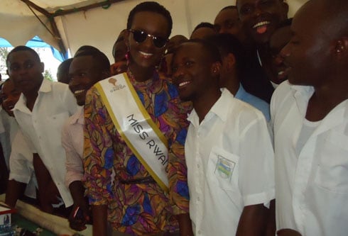 Miss Rwanda ari kumwe n