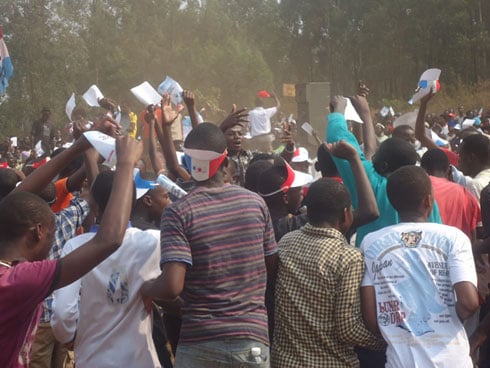 Morale yari yose. Aha, abanyamuryango ba FPR Inkotanyi babyinnye ivumvi riratumuka.