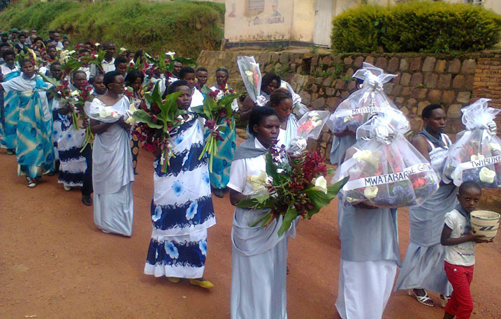 Mu karere ka Burera gutangiza icyumweru cyo kwibuka Jenoside yakorewe abatutsi byatangijwe n'urugendo rwo kwibuka.