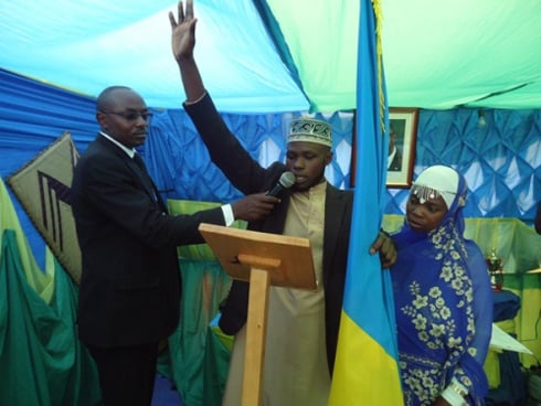 Umwe mu miryango yabanaga bitemewe n