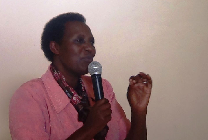 Umuyobozi wungirije w'akarere ka Muhanga ushinzwe imibereho myiza, Mukagatana Fortuné, avuga ko ari ngombwa gucukumbura akari mu ndiba z'imitima y'Abanyarwanda.