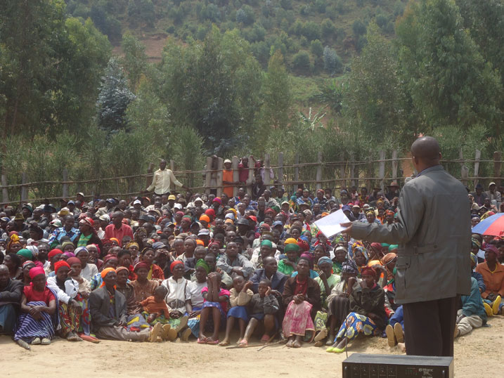 Muri aba baturage bose habuze uwemeza ko uyu mukecuru Kanyanja arengana.